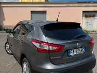 Usata Nissan Qashqai Acenta 110 CV (80 kW) 2015 Grigio SUV
