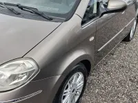 Usata Lancia Musa S 95 CV (69 kW) 2011 Marrone Monovolume