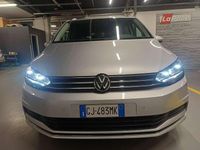 Usata VW Touran Active 150 CV (110 kW) 2021 Argento Monovolume