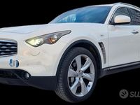Usata Infiniti Fx30 Premium 238 CV (175 kW) 2011 Bianco SUV