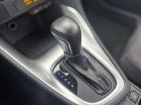 Usata Toyota Yaris Hybrid Lounge 92 CV (67 kW) 2025 Bianco Berlina