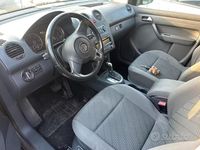 Begagnad VW Caddy 102 HK (75 kW) 2011 Minibuss