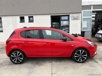 Usata Opel Corsa Edition 70 CV (51 kW) 2018 Rosso Berlina