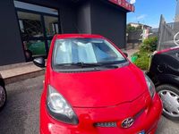 Usata Toyota Aygo 68 CV (50 kW) 2009 Rosso Utilitaria