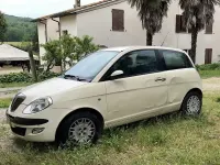 Usata Lancia Ypsilon 69 CV (50 kW) 2004 Giallo Utilitaria