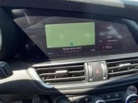 Usata Alfa Romeo Giulia Executive 160 CV (117 kW) 2019 Grigio Berlina