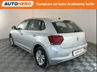 Usata VW Polo 95 CV (69 kW) 2020 Grigio Utilitaria