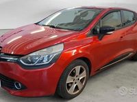 Usata Renault Clio IV 75 CV (55 kW) 2013 Arancione Berlina