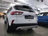 Usado Ford Kuga Business Edition 152 CV (111 kW) 2021 Blanco SUV
