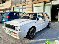 Usata Lancia Delta 200 CV (147 kW) 1990 Bianco Utilitaria