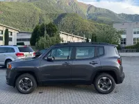 Usata Jeep Renegade Longitude 140 CV (102 kW) 2016 Grigio SUV