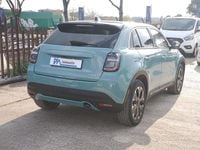 Usata Fiat 600 La Prima 110 CV (80 kW) 2025 Azzurro SUV