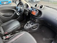 Usata Smart ForFour 71 CV (52 kW) 2017 Bianco Utilitaria
