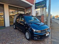 Usata VW Caddy Highline 102 CV (75 kW) 2018 Blu Monovolume