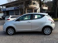 Usata Lancia Ypsilon Silver 69 CV (50 kW) 2012 Grigio Utilitaria