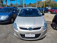 Usata Hyundai i20 Comfort 75 CV (55 kW) 2009 Giallo Berlina