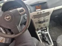 Usata Opel Astra 100 CV (73 kW) 2007 Grigio Station wagon