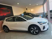 Usata Ford Focus Active 120 CV (88 kW) 2022 Bianco Berlina