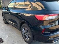 Usata Ford Kuga 120 CV (88 kW) 2022 Nero SUV