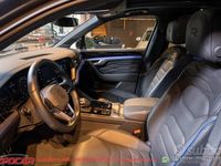 Usata VW Touareg R 462 CV (339 kW) 2023 Grigio SUV