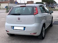 Usata Fiat Punto Lounge 77 CV (56 kW) 2012 Bianco Utilitaria
