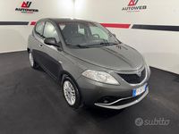 Usata Lancia Ypsilon Platinum 69 CV (50 kW) 2016 Grigio Utilitaria