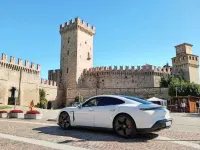 Usata Porsche Taycan Performance Package 139 kW (190 CV) 2020 Berlina
