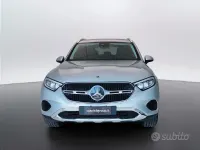 Usata Mercedes GLC200 Advanced 163 CV (119 kW) 2025 Argento hightech SUV