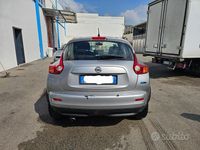 Usata Nissan Juke Tekna 110 CV (80 kW) 2013 Grigio SUV
