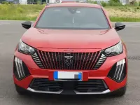 Usata Peugeot 2008 130 CV (95 kW) 2024 Rosso SUV
