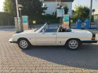 Usata Alfa Romeo Spider 103 CV (75 kW) 1984 Beige Cabrio