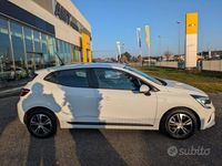 Usata Renault Clio V 101 CV (74 kW) 2020 Bianco Berlina