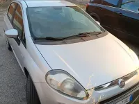 Usata Fiat Grande Punto 69 CV (50 kW) 2011 Grigio Utilitaria