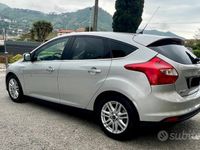 Usado Ford Focus Titanium 120 HP (88 kW) 2014 Prateado Sedan