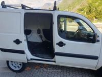 Begagnad Fiat Doblò 105 HK (77 kW) 2007 Vit Minibuss