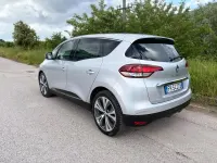 Usata Renault Scénic III Zen 110 CV (80 kW) 2017 Grigio Monovolume