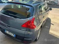 Usata Peugeot 3008 111 CV (81 kW) 2012 Grigio Station wagon