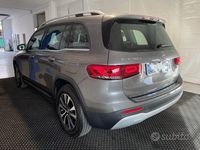 Usata Mercedes GLB180 Business 116 CV (85 kW) 2022 Grigio metallizzato SUV