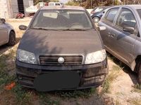 Usata Fiat Punto 60 CV (44 kW) 2005 Grigio Utilitaria