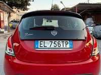 Usata Lancia Ypsilon 69 CV (50 kW) 2013 Rosso Utilitaria