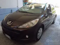 Usata Peugeot 207 68 CV (50 kW) 2011 Marrone Berlina