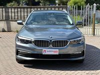Usata BMW 520 Luxury Line 190 CV (139 kW) 2019 Grigio Station wagon