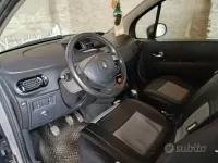 Usata Renault Modus 75 CV (55 kW) 2012 Monovolume
