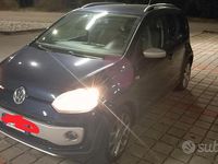 Usata VW up! 75 CV (55 kW) 2015 Blu Utilitaria