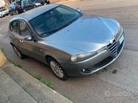 Usata Alfa Romeo 147 2005 Grigio Utilitaria