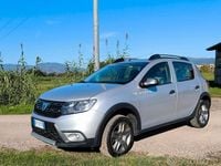 Usata Dacia Sandero 90 CV (66 kW) 2017 Grigio Utilitaria