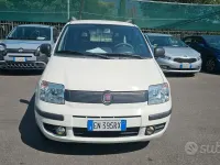 Usata Fiat Panda Classica 69 CV (50 kW) 2012 Bianco Utilitaria