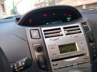 Usata Toyota Yaris 75 CV (55 kW) 2008 Nero Berlina