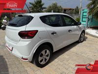 Usata Dacia Sandero Essentiel 101 CV (74 kW) 2024 Bianco Berlina