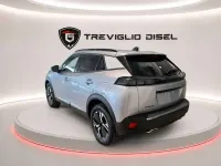 Nuova Peugeot 2008 Allure 136 CV (100 kW) 2025 Grigio artense SUV